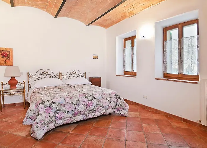 בית חווה Il Sambuco סיינה